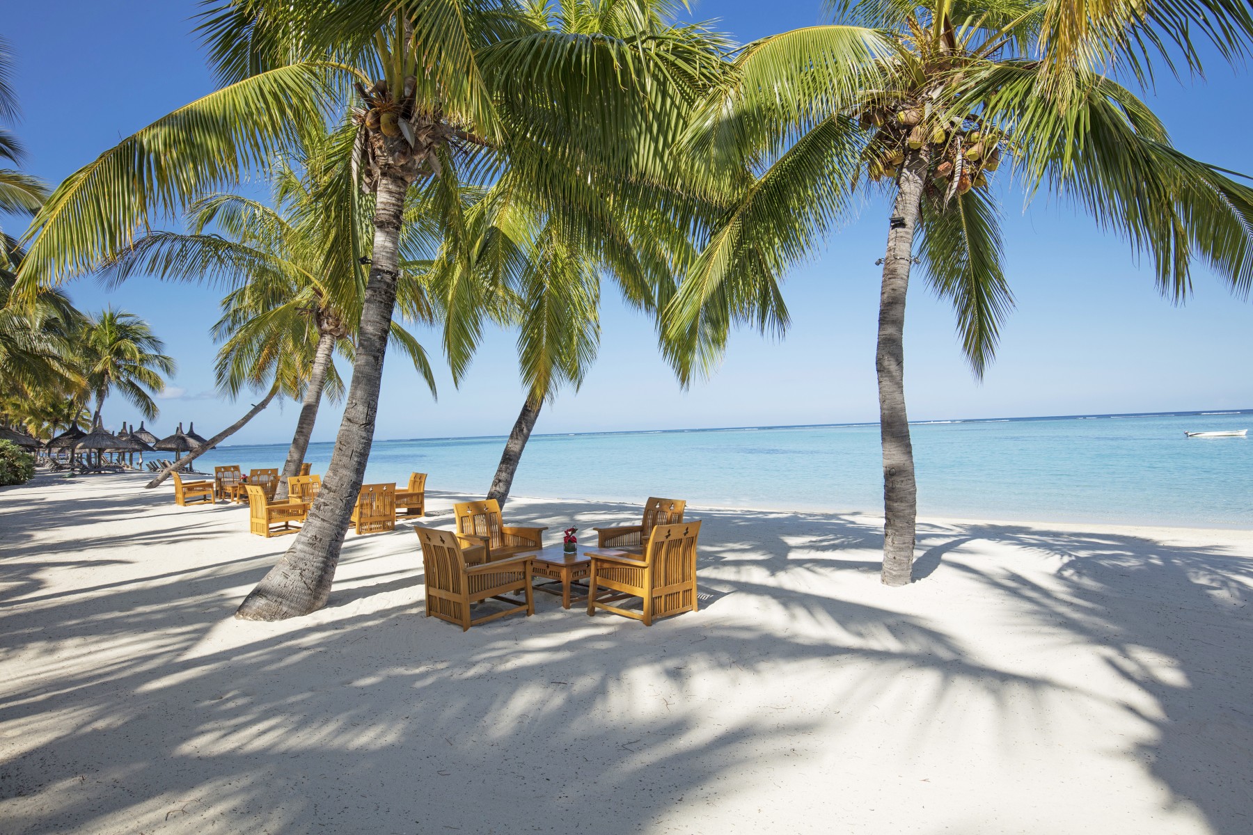 Paradis Beachcomber Golf Resort & Spa
